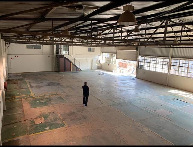 850M² WAREHOUSE TO LET IN KEW